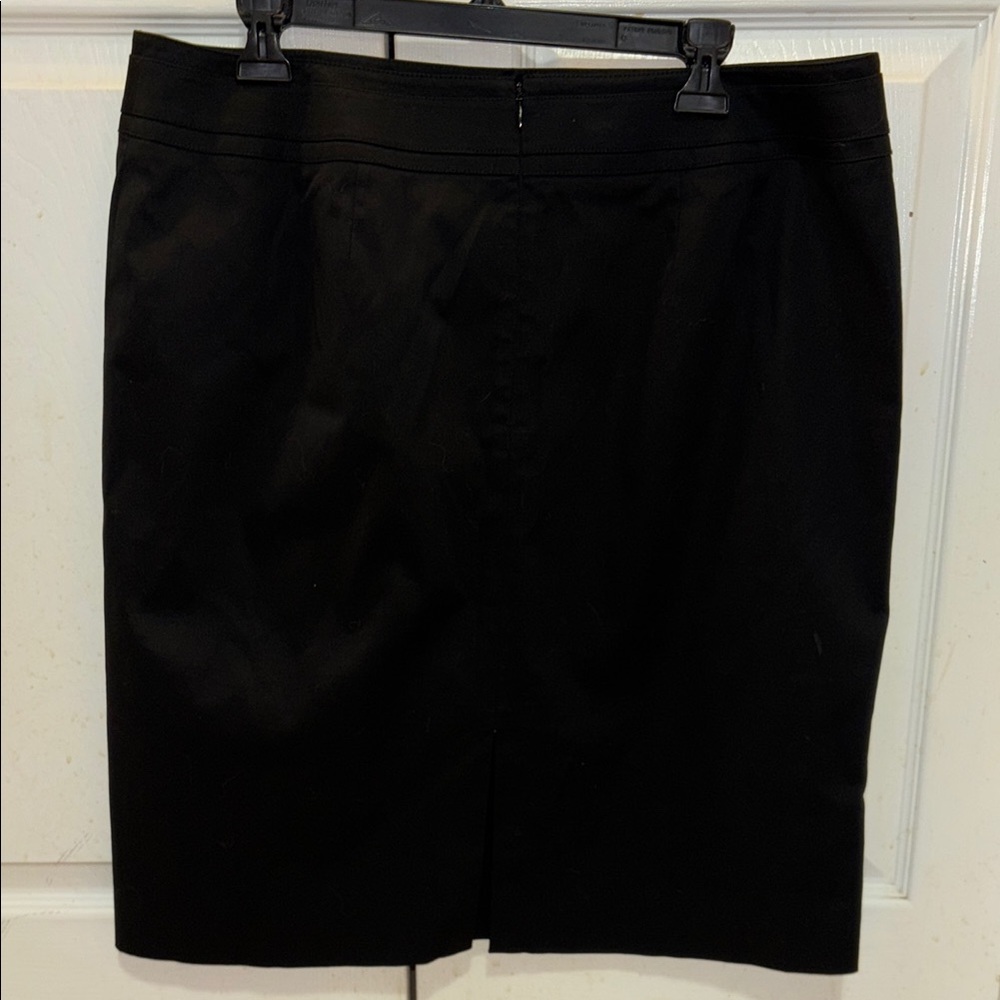 Talbots Classic Black Women's Skirt stretch pencil size 16 - Picture 4 of 4